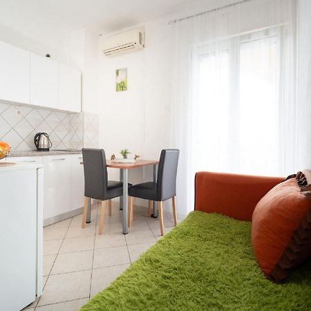 Apartments Milic - One Bedroom Apartment With Sea View And Terrace Gornji Karin Eksteriør billede